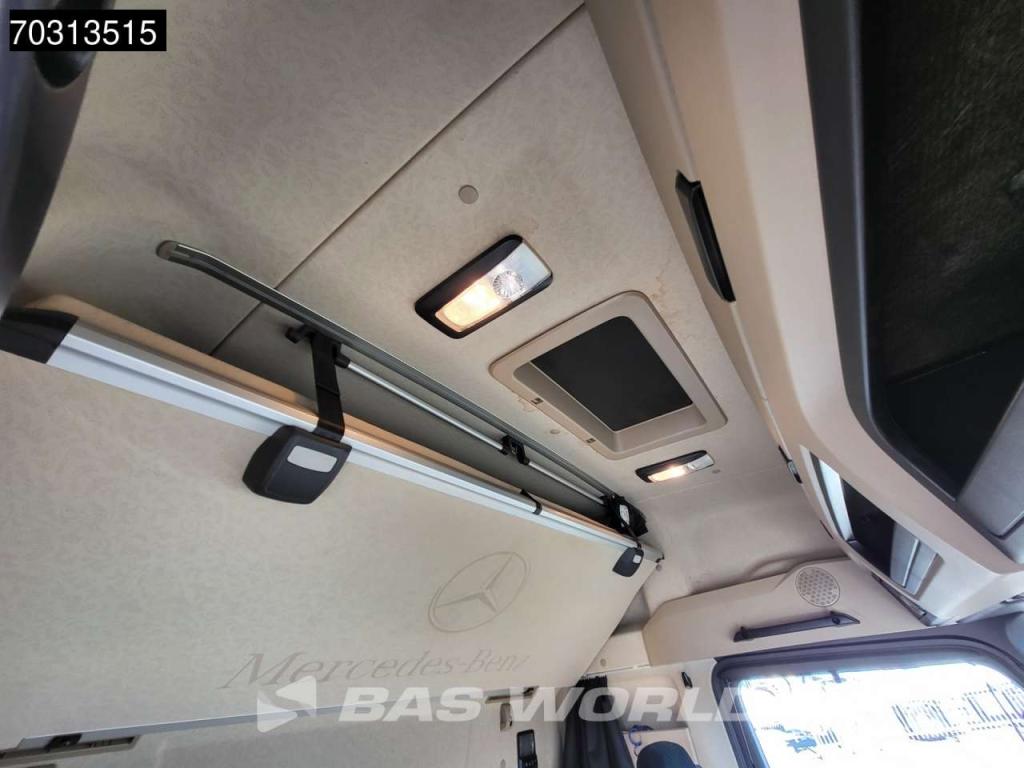 Mercedes-Benz Actros 1845 4X2 Bigspace Lowdeck Mirrorcam 2x Tank Foto 30