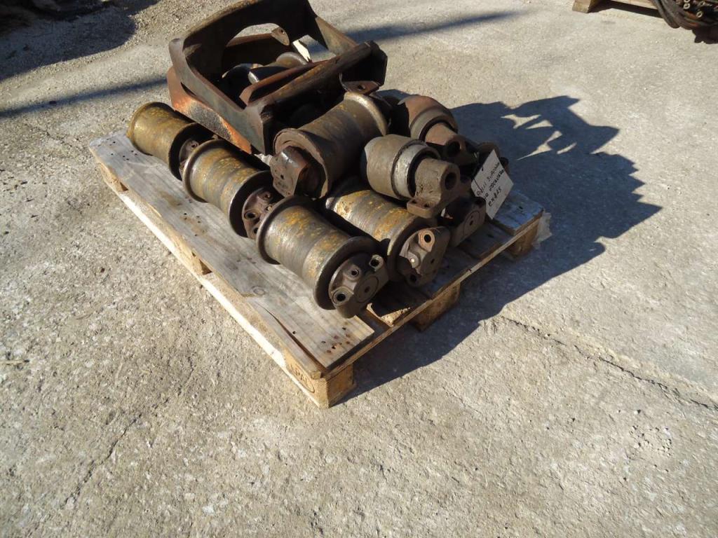 Rulli inferiori per Fiat Hitachi EX 215 Foto 4
