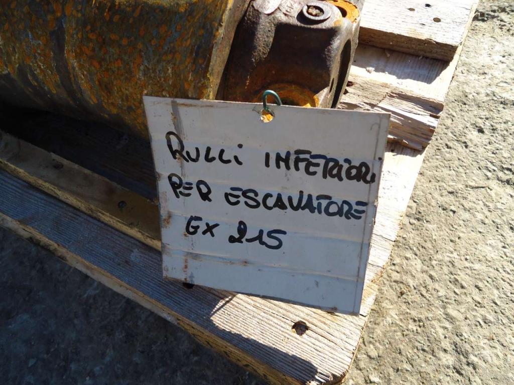 Rulli inferiori per Fiat Hitachi EX 215 Foto 5