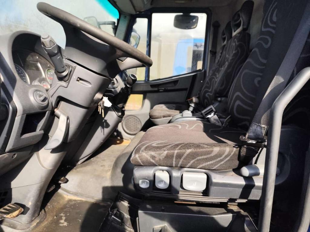 Iveco EUROCARGO 140E25 Foto 6