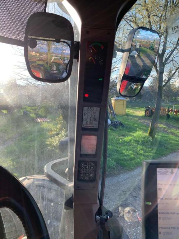 Deutz - Fahr AGROTRON 6135 Foto 5