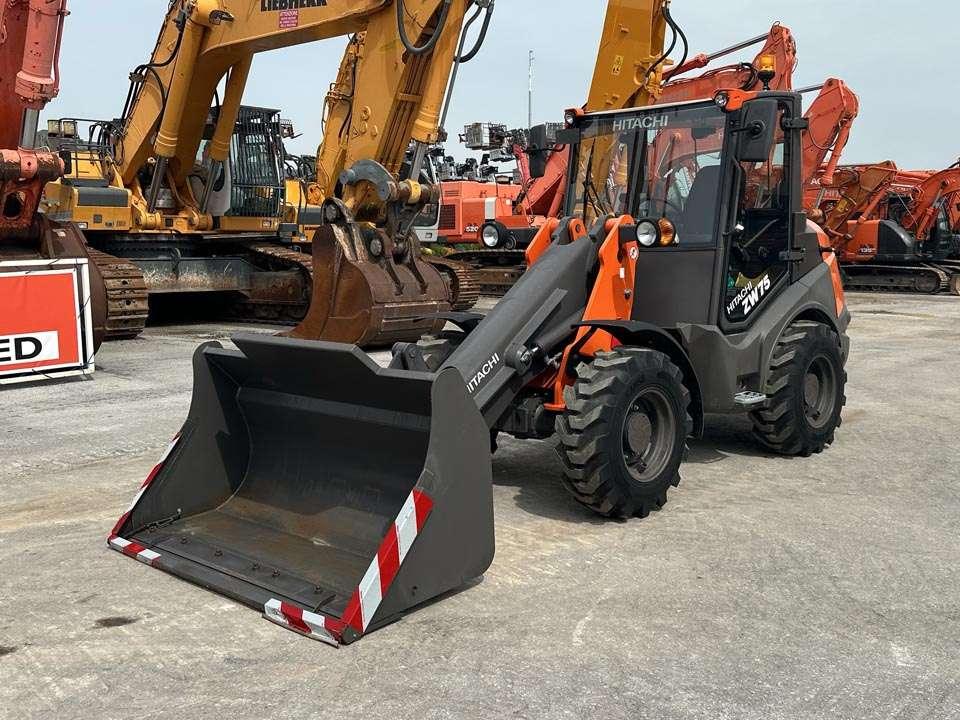 Hitachi ZW75-6C Foto 1