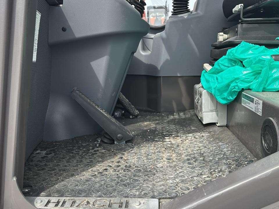 Hitachi ZW75-6C Foto 13