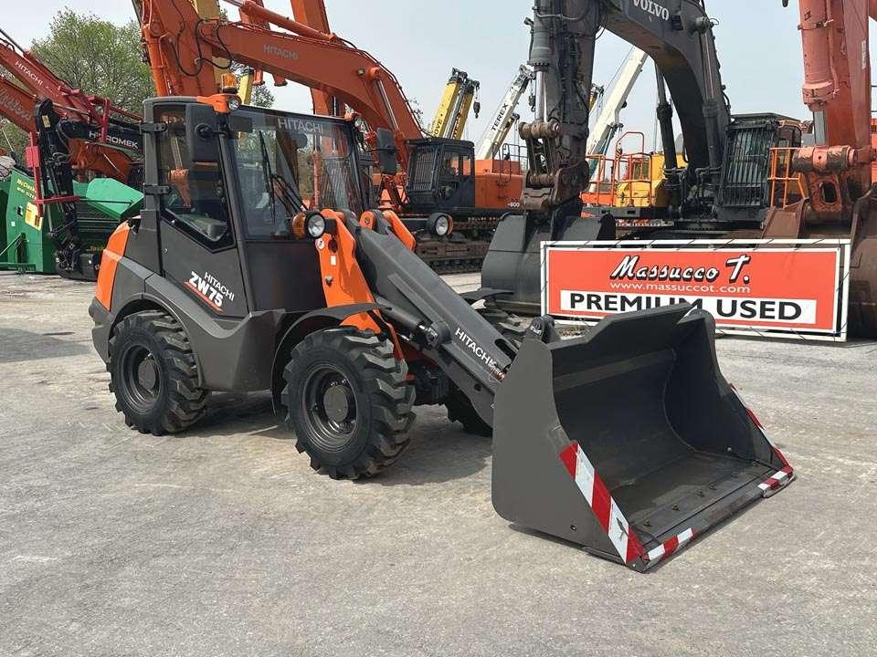 Hitachi ZW75-6C Foto 17