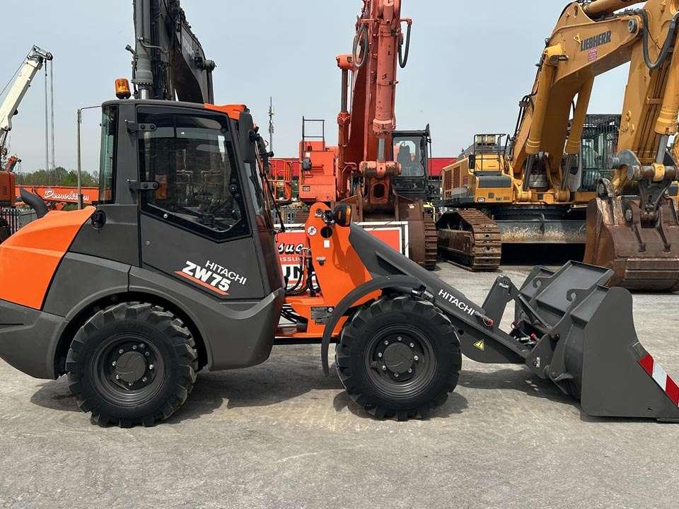 Hitachi ZW75-6C Foto 19