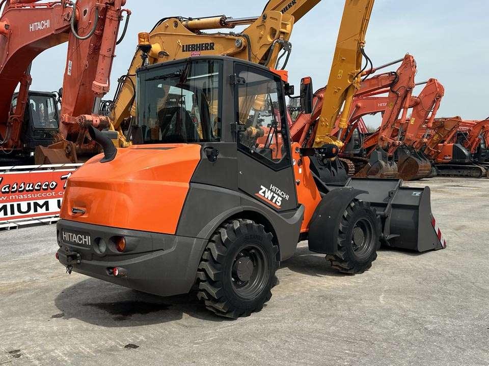 Hitachi ZW75-6C Foto 20