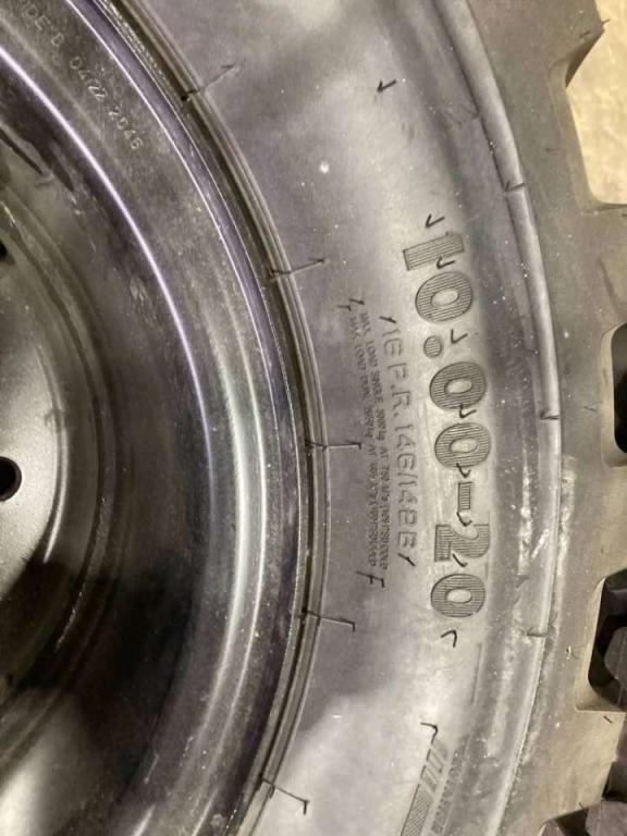 Pneumatico per Apollo 1000 x 20 Set / 10.00 x 20: 4x2 Tyres Foto 2