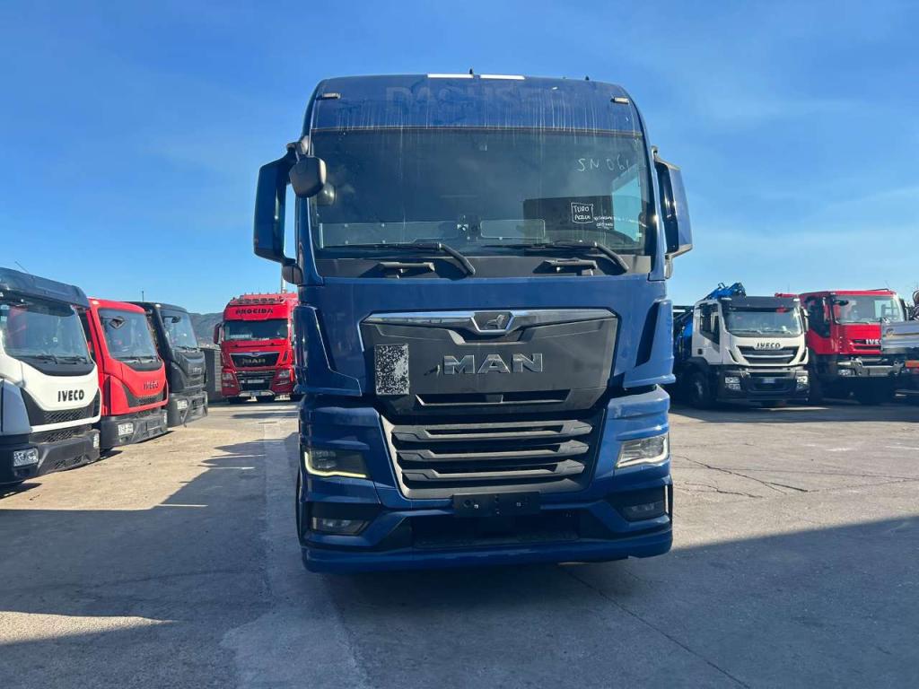 Man TGX 26.470 Foto 8